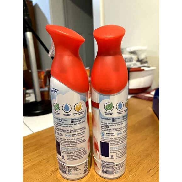 Febreze Air Freshener, Berry & Bramble, 8.8 fl oz 2-pack - Picture 3 of 3